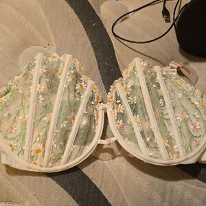 Victoria's Secret White Lace Bra with Yellow & Green Floral Embroidery
